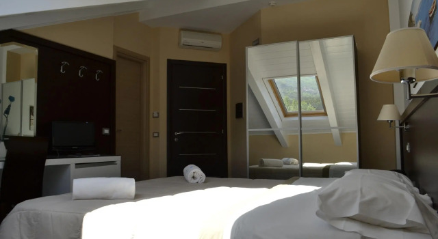 Standaard Tweepersoons zolder kamer Hotel Murmann
