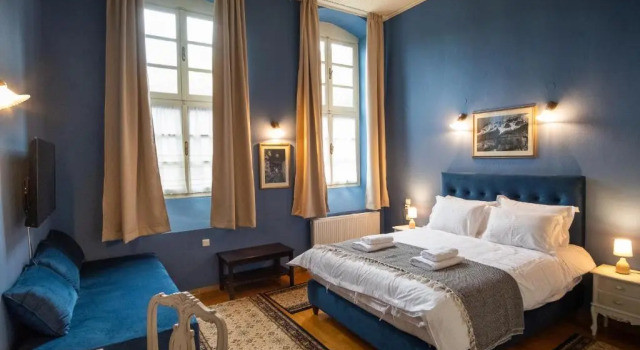 Номер Deluxe The Old School Boutique Hotel