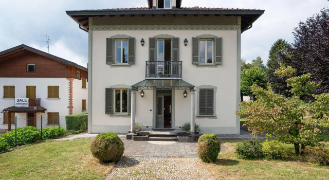 Belvilla by OYO Villa in Lanzo D'intelvi, Забронировать Вилла Ланцо-д'Интельви Озеро Лугано
