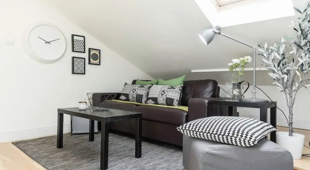 Апартаменты Cosy 1 bedroom in Belsize Park