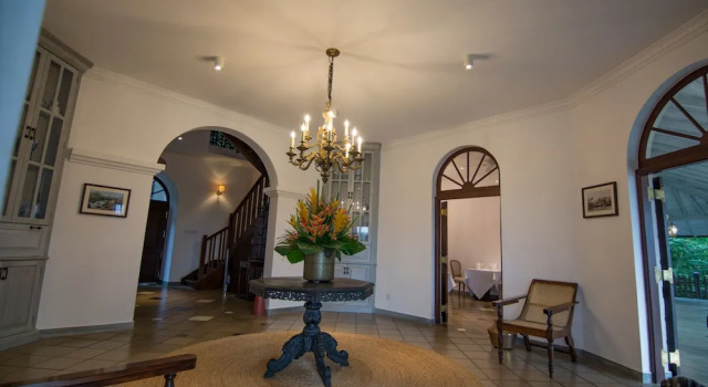 Coffee Bungalow Kandy, Забронировать Отель Отели Канди с завтраком, рядом с Kandyan Art Association &amp; Cultural Centre, Завтраки