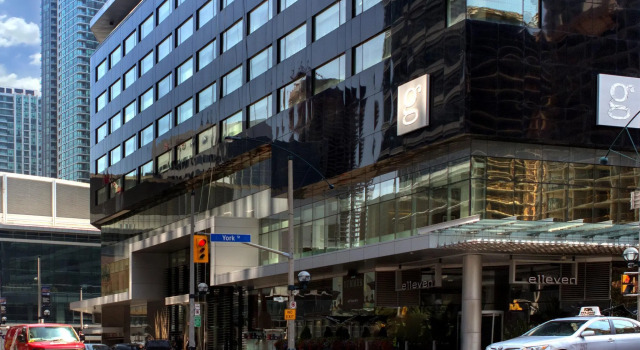 Le Germain Hotel Maple Leaf Square