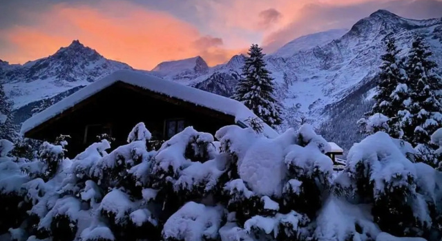 Апартаменты Apartment in Les Houches Near Ski Slopes