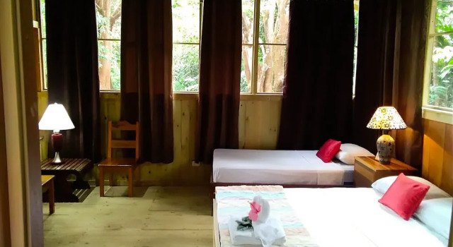 Room-private Honeymoon Bungalow, Rezervovat Rekreační dům Hotely v Puntarenas s parkováním, Parkování