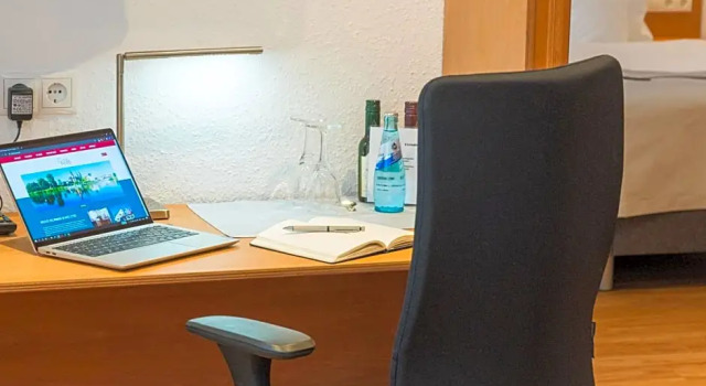 Номер Comfort Hotel Elysee