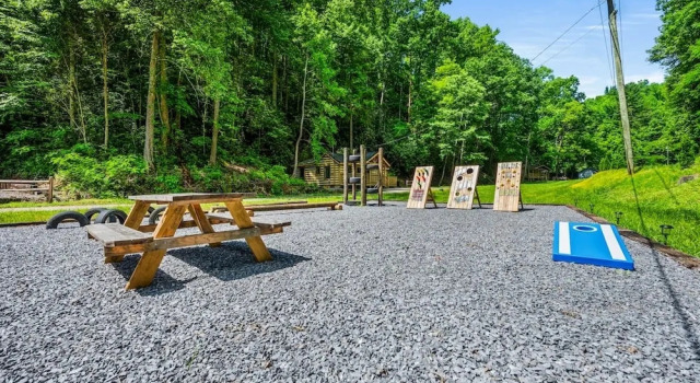 Коттедж Pet-friendly Cabin 1 Gburg Fire Pit Games