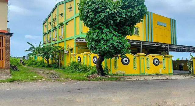 Hotel O Melati Bm Pangkep, Book Hotel Hotels in Sulawesi with Parking, Parking