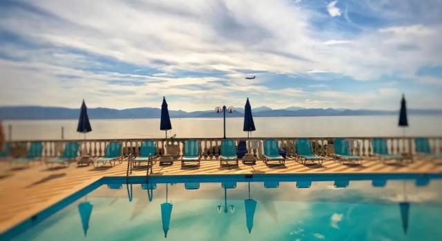 Апартаменты Brentanos Apartments - A - View of Paradise