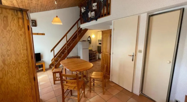Maison Vaux-sur-Mer, 2 pièces, 4 personnes - FR-1-550-16, Rezerwuj Hotel Hotele w Côte de Beauté z basenem, Basen