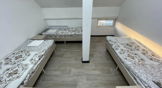 Bishkek Backpackers, Reservar Hotel Hotéis em Bisqueque com estacionamento, Estacionamento