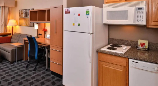 Студия TownePlace Suites Detroit Warren