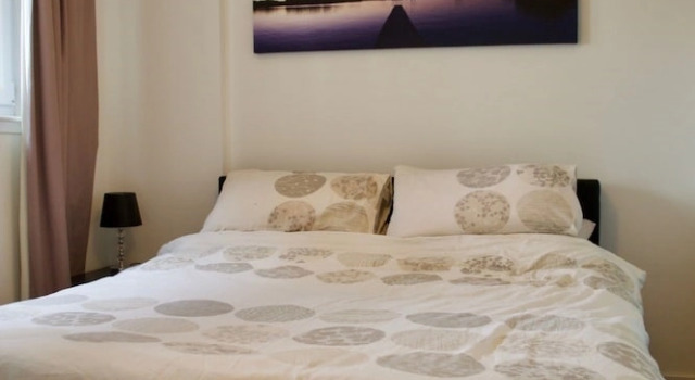 1 Bedroom Apartment By The Sea In Leith, Prenota Appartamento Hotel a Midlothian con parcheggio, Parcheggio