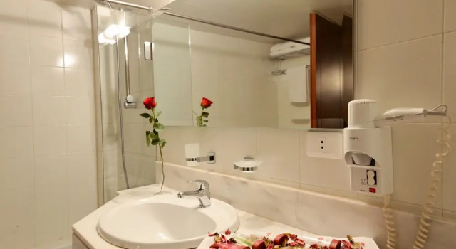 Люкс Executive с красивым видом из окна Le Cedrus Hotel