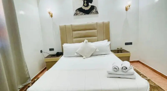 Полулюкс Deluxe Riad Douirtna