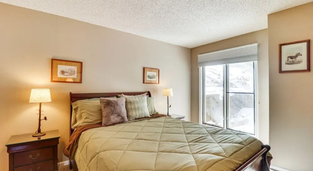 Cozy Condo w Patio: 1 Mi to Wintergreen Resort