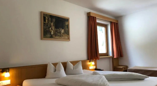 Номер Standard Piz Hotel