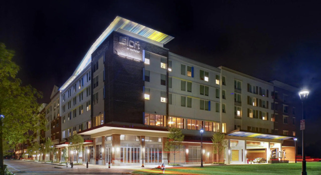 Номер Standard Aloft by Marriott Richmond West Short Pump