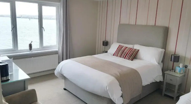 Четырёхместный номер Standard Ferry House Inn