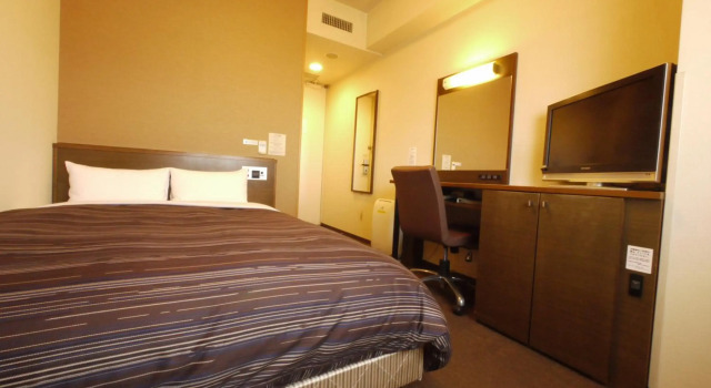 Hotel Route-Inn Higashimuroran Ekimae, Book Hotel Hotels in Muroran with Parking, Parking