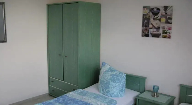 Hotel Gasthof Zur Linde, Забронировать Отель Тёнисфорст Фирзен