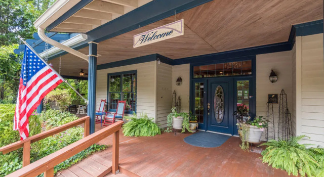 Eight Gables Inn, Buchen Sie Hotel Gatlinburg Great Smoky Mountains