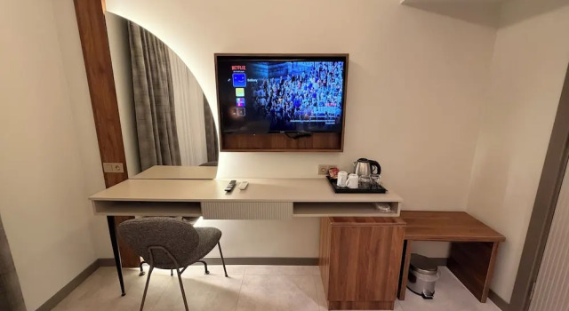 Ida Hotel