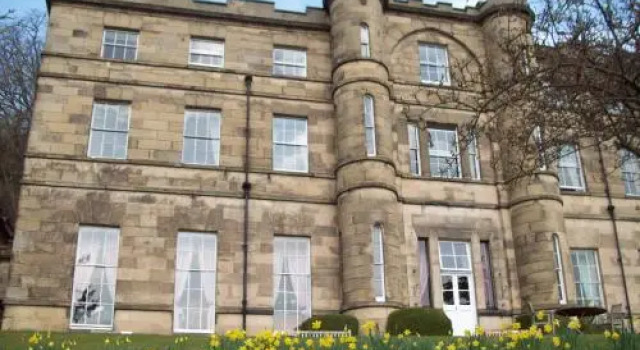 Willersley Castle Hotel, Reservar Hotel Cromford Derbyshire