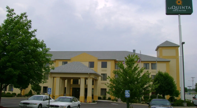 Четырёхместный номер Standard Comfort Inn & Suites Tipp City Dayton North I-75