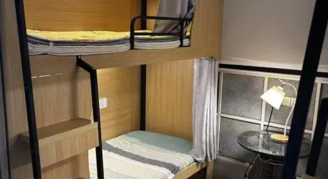 Кровать в общем номере (мужской номер) Amazon hostel
