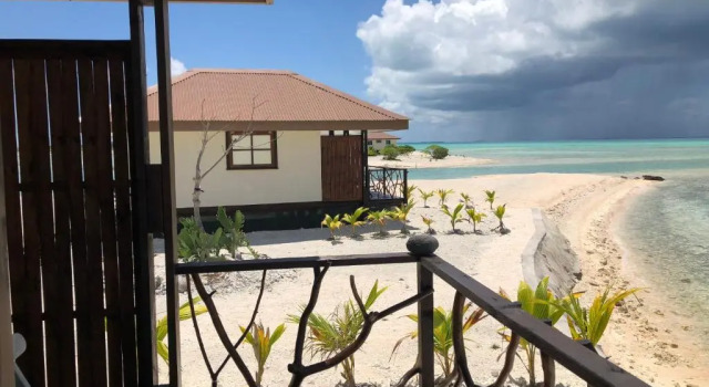 Бунгало с видом на море Hakamanu Lodge