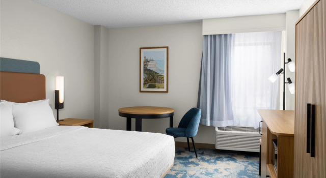 Номер Standard Hampton Inn Miami-Airport West