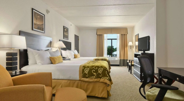 Четырёхместный номер Standard Comfort Inn & Suites Frisco East - McKinney