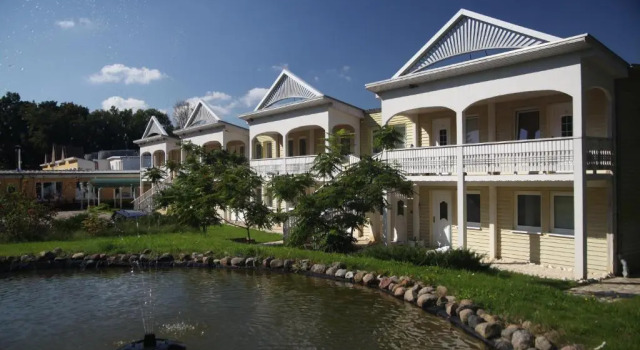 Panorama Seeresort und Spa, Rezerwuj Ośrodek wypoczynkowy Hotele w Oberuckersee z parkingiem, Parking