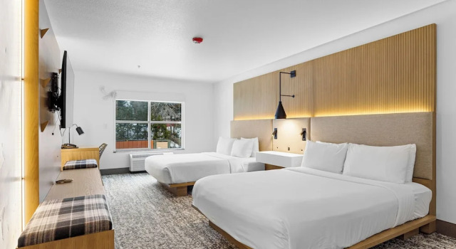 Четырёхместный номер Standard The Evergreen Hotel
