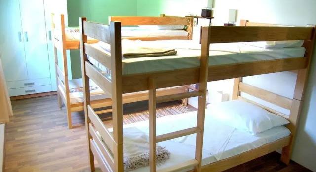 Hostel Quasimodo - Adults only, Prenota Ostello Splitska 