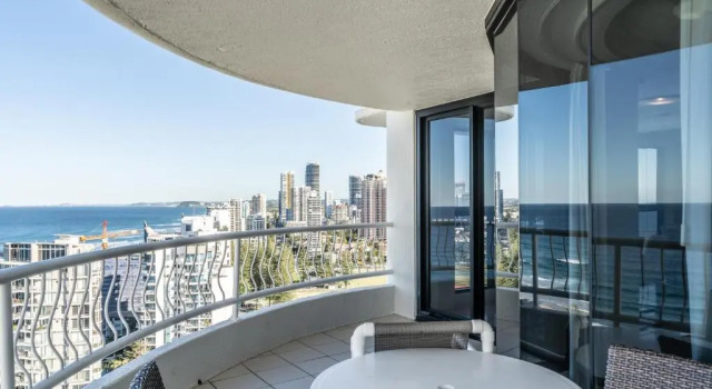 Апартаменты Superior Biarritz Apartments Gold Coast