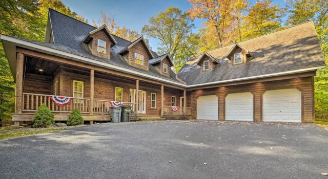 Dog-friendly Gaylord Retreat < 8 Mi to Town!, Book Feriehus Villaer i Gaylord, Villa