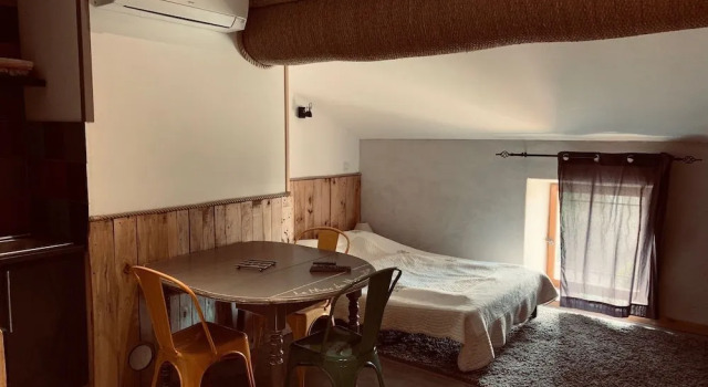 Le Mas Des Mourguettes, Prenota Hotel Le Thor Valchiusa