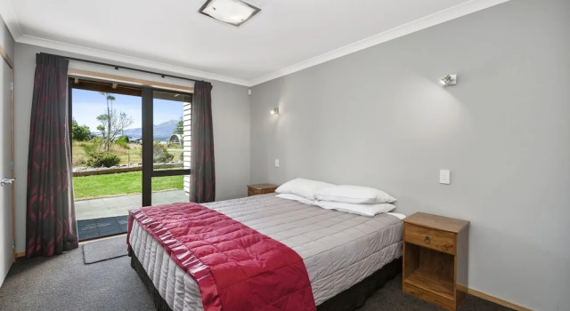 Апартаменты Comfort Parkview Apartments