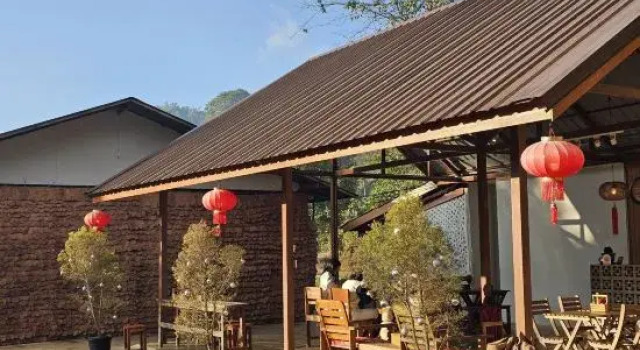 Baan Daeng Resort บ้านรักไทย, Забронировать Курортный отель Ban Rak Thai Мэхонгсон