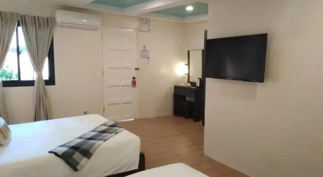 Четырёхместный номер Standard R Bed and Breakfast