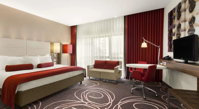 Двухместный полулюкс Hotel Ramada Pitesti