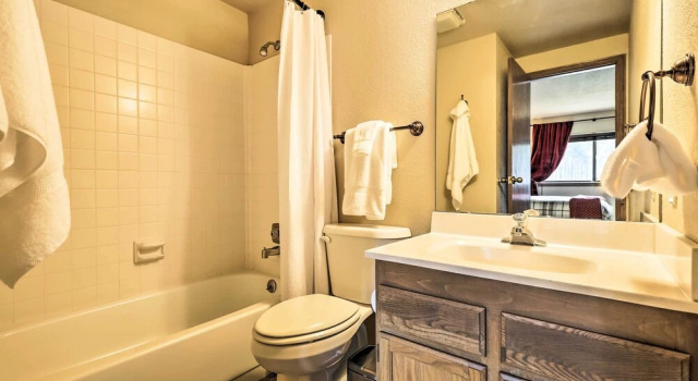 Апартаменты Cozy Ski Chalet < 3 Mi to Winter Park Resort!