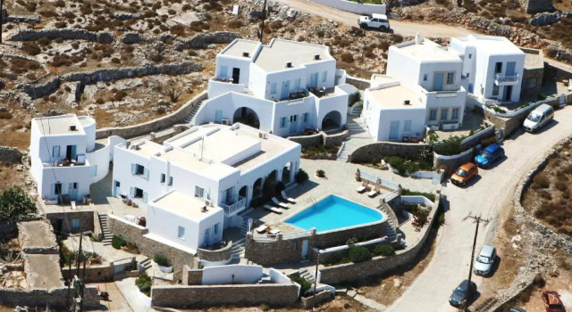 Solaris, Prenota Hotel Chora Folegandros 