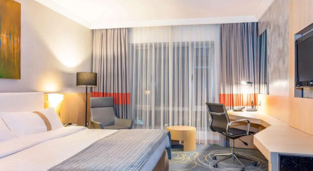 Двухместный номер Superior Mövenpick Hotel Amman