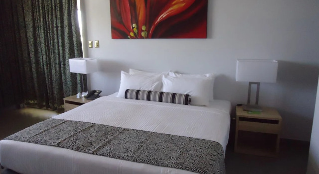 Bird of Paradise Hotel & Apartments, Rezerwuj Apartament Hotele w Goroka z parkingiem, Parking