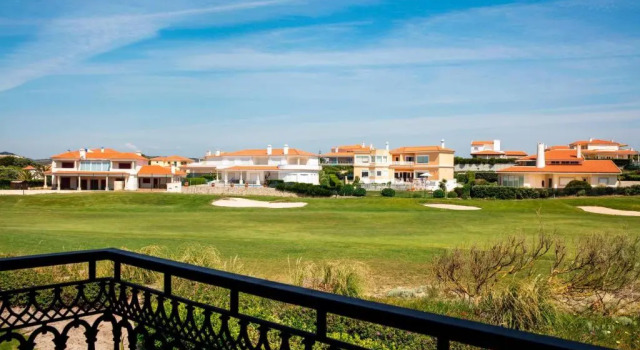 Четырёхместный номер Standard с видом на сад Praia DEl Rey Marriott Golf & Beach Resort