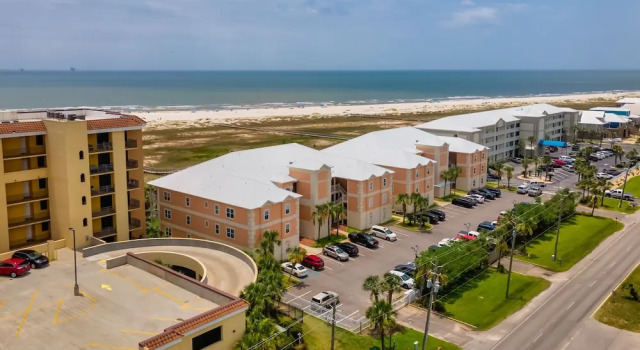 Номер Standard с 4 комнатами Dauphin Luv - Beach Club #201 4 Bedroom Condo