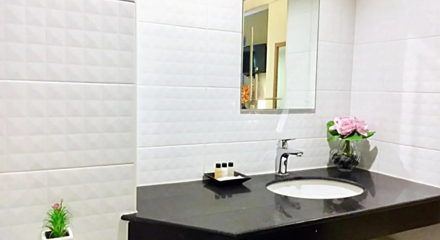 Номер Deluxe The Greenery central suite & hotel