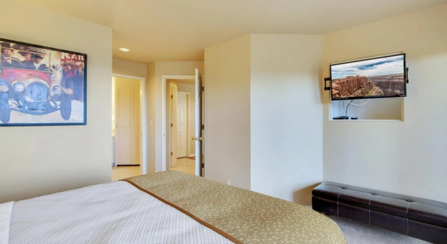 River Ridge 422a, Rezerwuj Hotel Bend Bachelor
